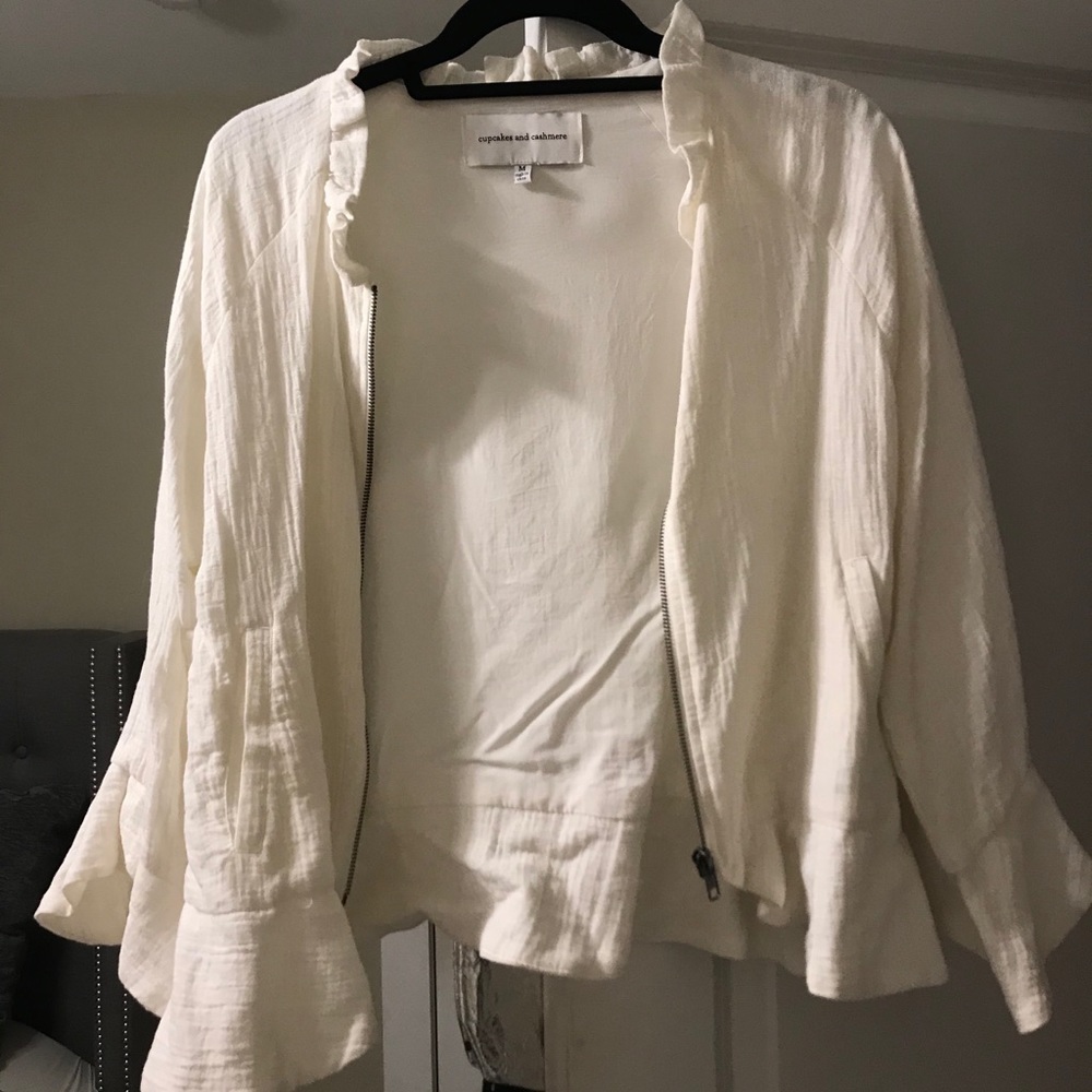 Cupcakes and cashmere zip up light weight jacket